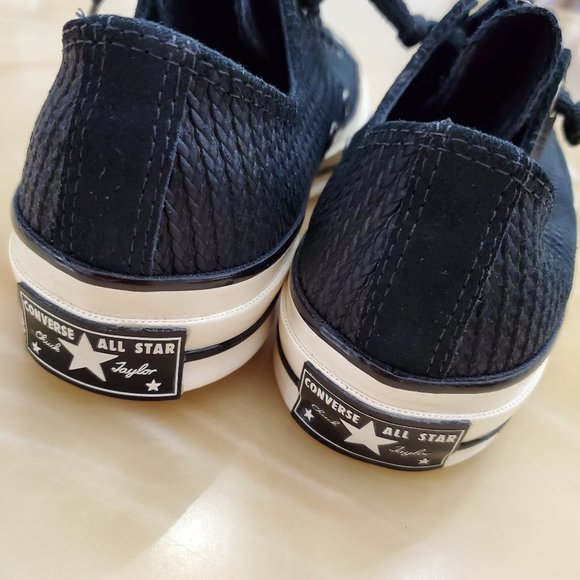 ✨LIMITED EDITION✨ Converse Embossed Suede Chuck 70 Zip - Picture 6 of 8